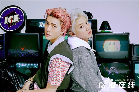 EXO SEHUN&CHANYEOL(EXO-SC)首张正规专辑《10亿点击 (1 Billion Views)》席卷韩国各大唱片周榜！